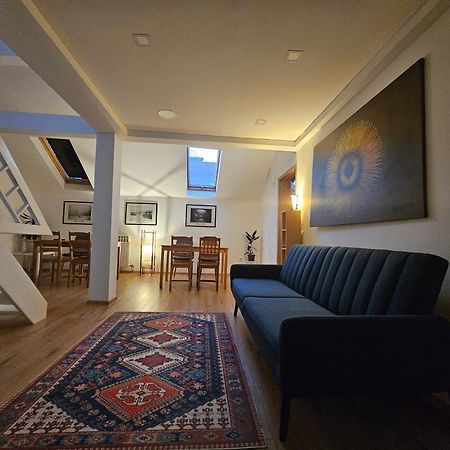 Leopold Chillout Hostel SJJ Eksteriør billede
